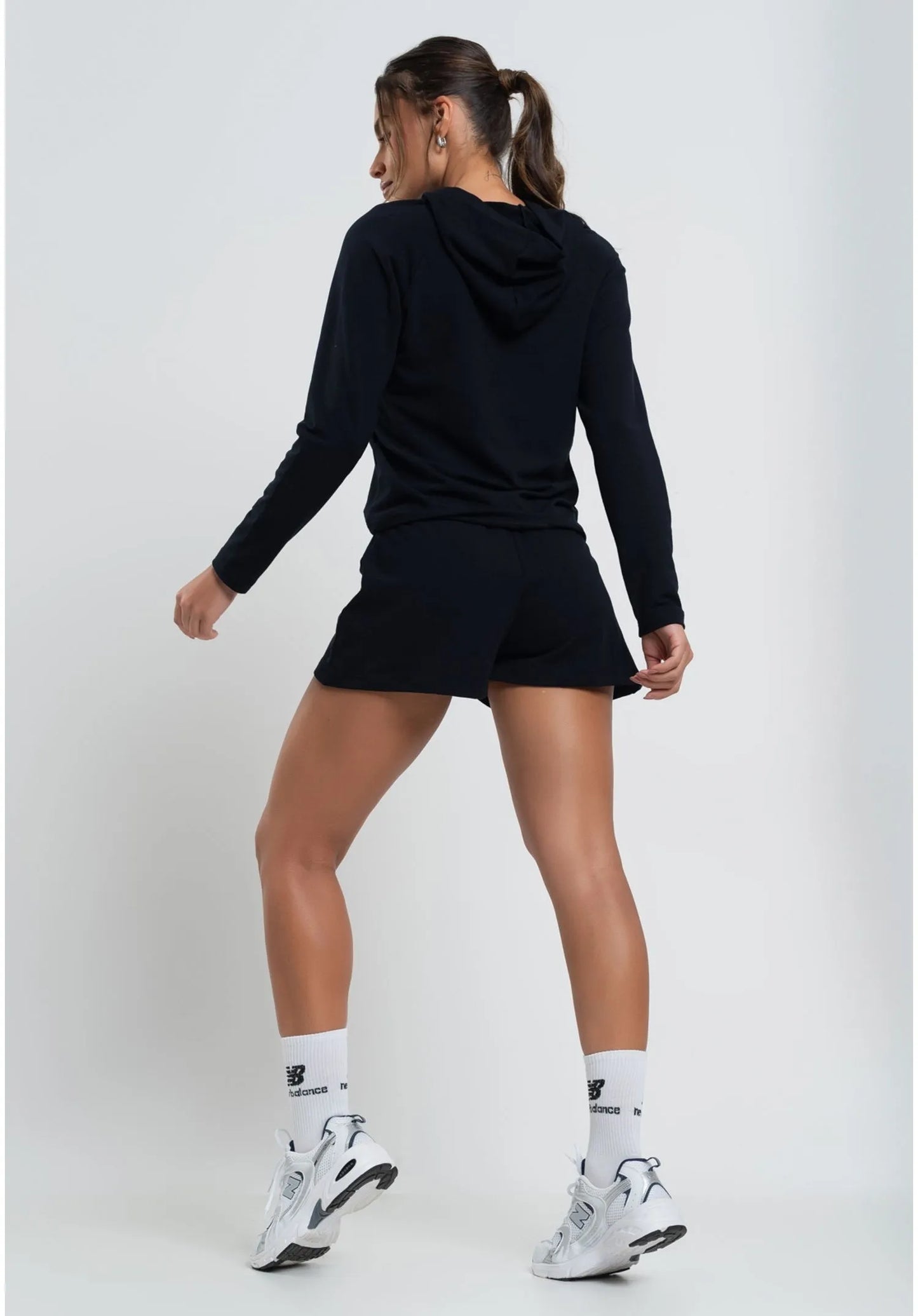 Conjunto Esportivo Casaco Capuz e Short